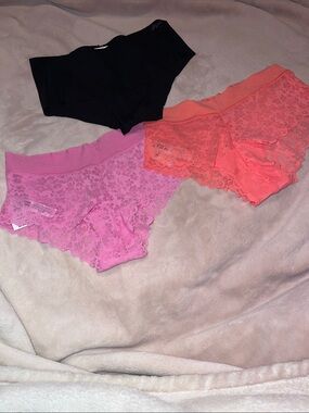 Pink By Victoria Secret Lace Cheeky Panty Trio - Black, Pink, Coral New With Tag
